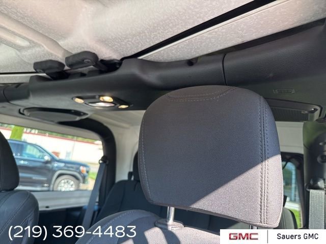 2019 Jeep Wrangler Sport S photo 12