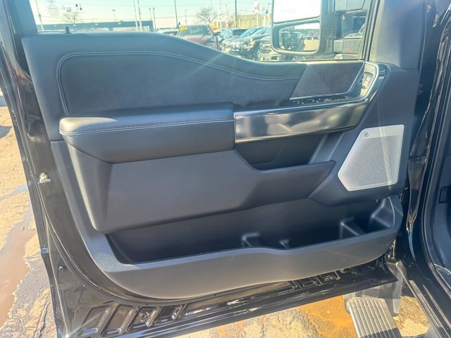 2025 FORD F-450 - Image 59