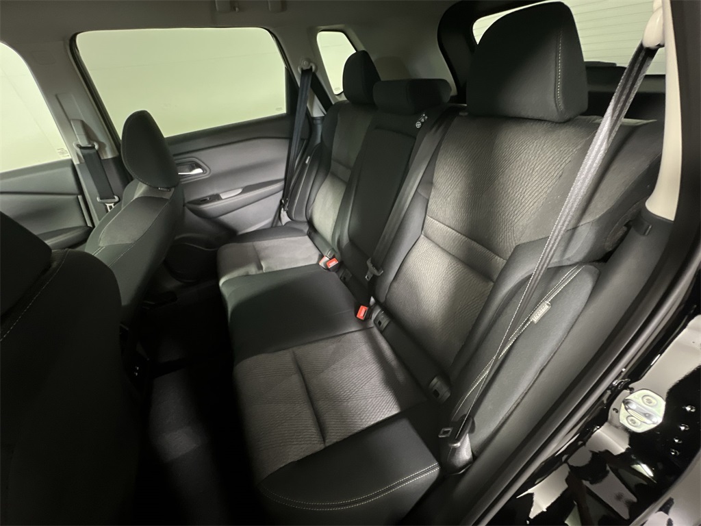 2026 Nissan Rogue SV photo 22