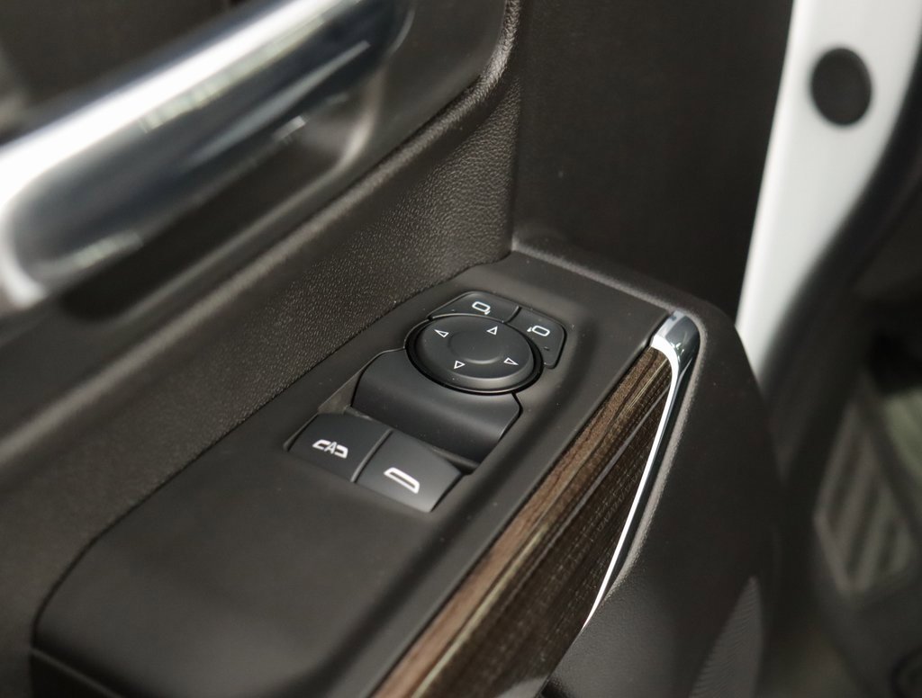 2025 Chevrolet Silverado 2500HD LT photo 26