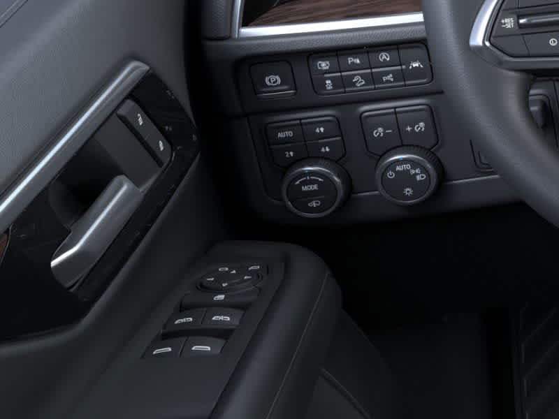 2025 Chevrolet Suburban LS photo 19