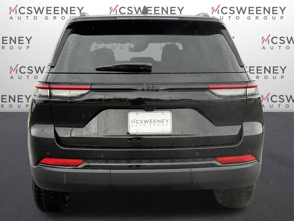 2025 Jeep Grand Cherokee Altitude X photo 4