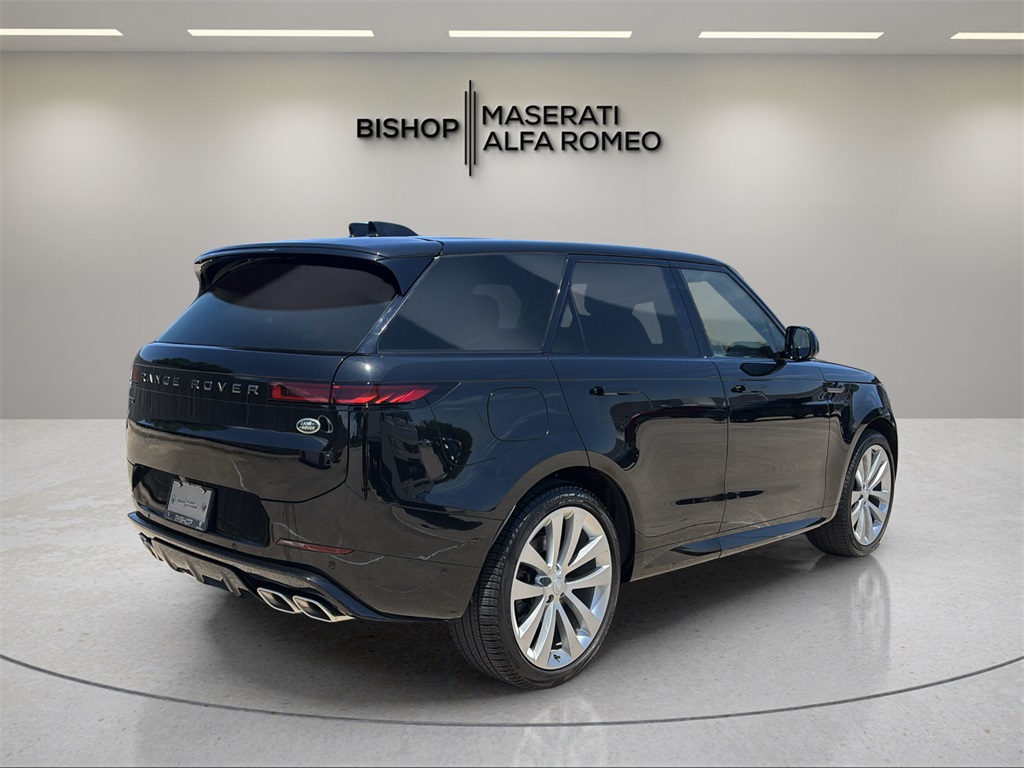 2023 Land Rover Range Rover Sport photo 3