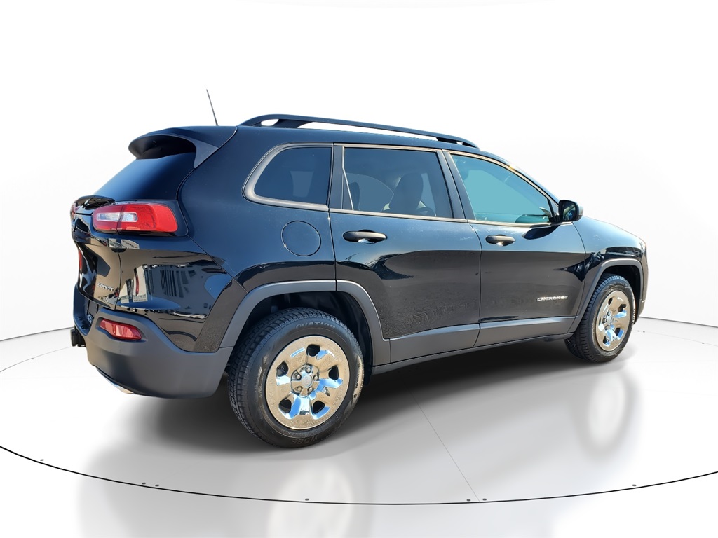 2018 Jeep Cherokee Sport photo 3
