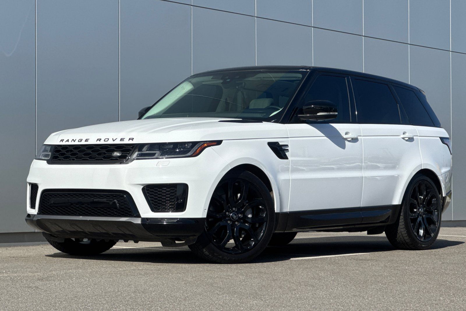 2022 Land Rover Range Rover Sport HSE Silver Edition