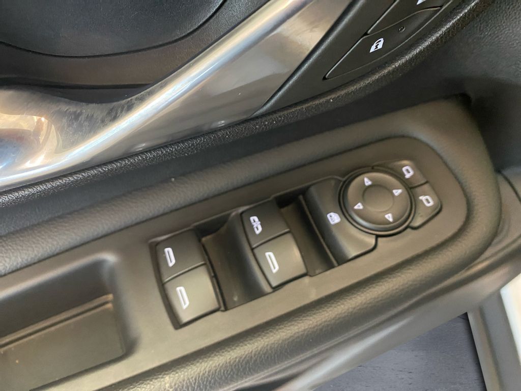 2024 Gmc Terrain SLT photo 11
