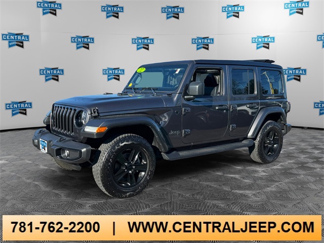 2022 Jeep Wrangler Unlimited Sahara Altitude's photo