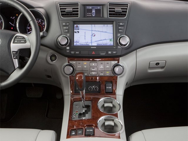 2013 Toyota Highlander Base Hybrid photo 11