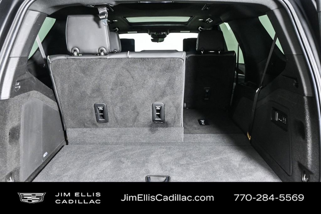 2022 Cadillac Escalade Premium Luxury photo 30