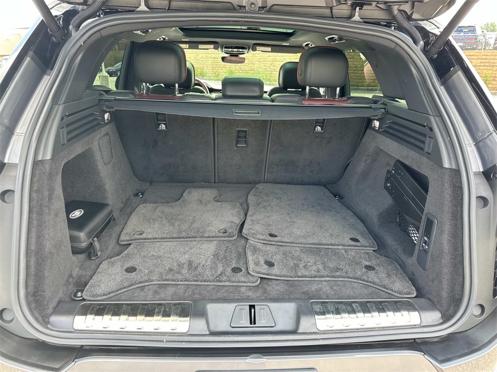 2025 Land Rover Range Rover Sport SE photo 10