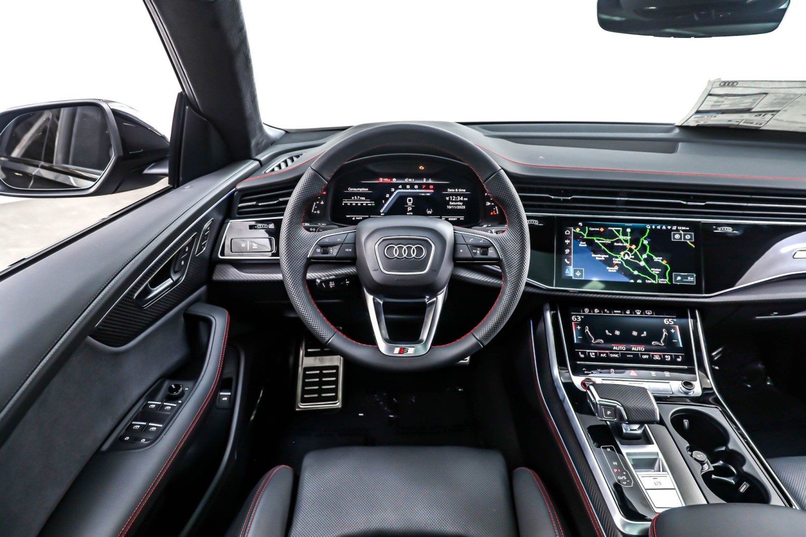 2026 Audi SQ8 Prestige photo 4