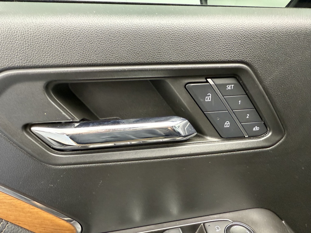 2024 Gmc Canyon Denali photo 36