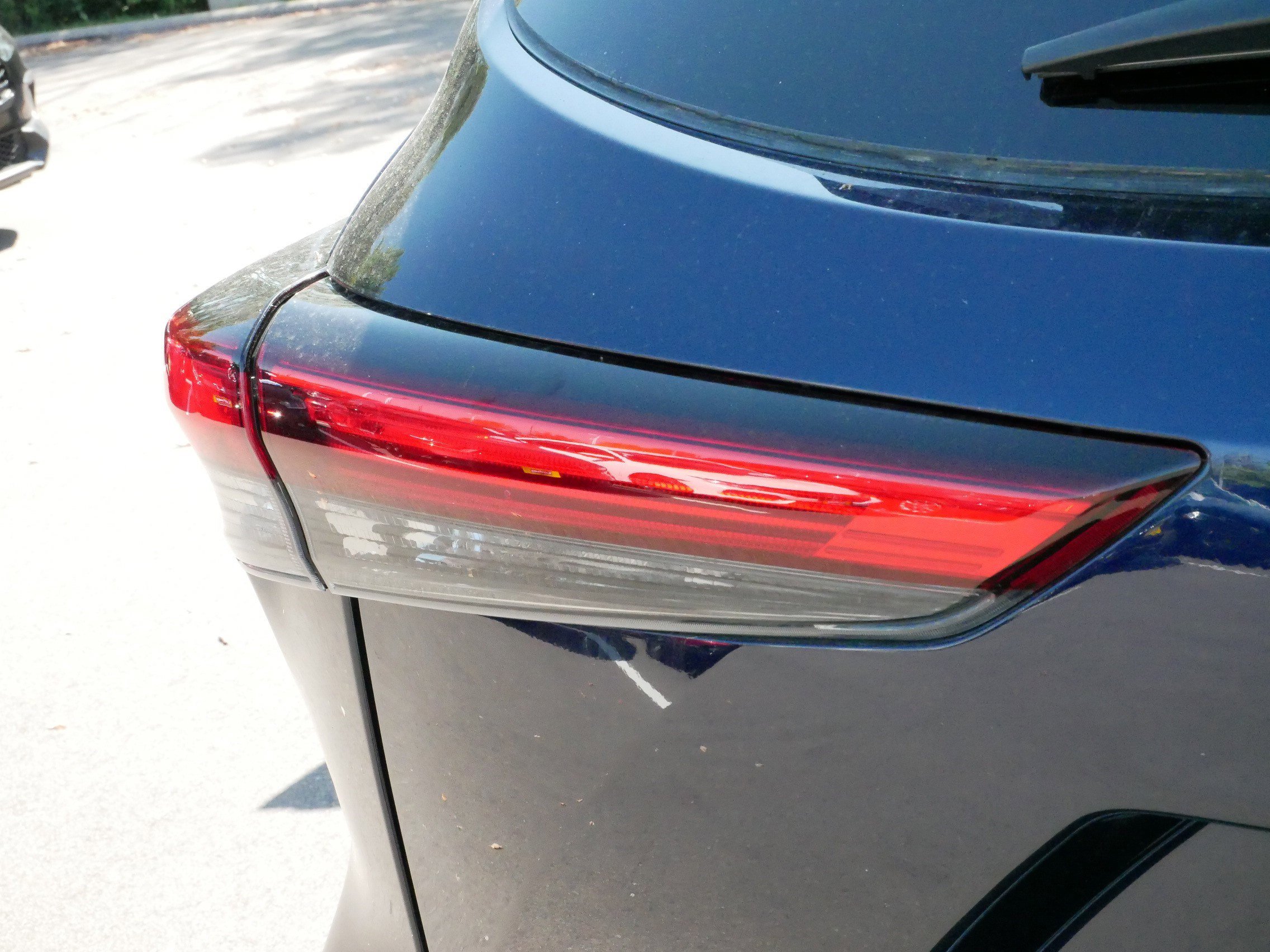 2022 Toyota Highlander XLE photo 17