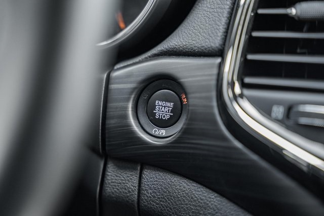 2021 Jeep Grand Cherokee Laredo photo 18