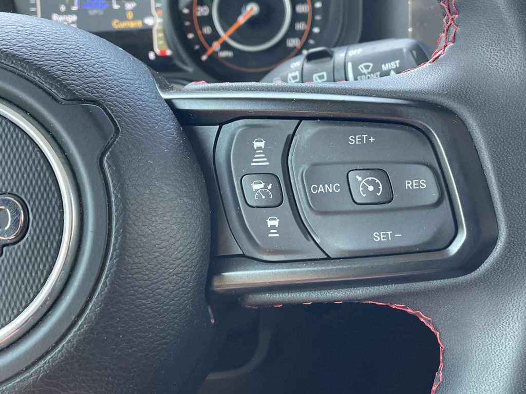 2024 Jeep Wrangler Rubicon photo 27