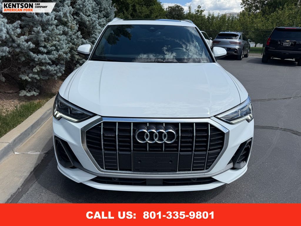 2025 Audi Q3 Premium S line photo 2