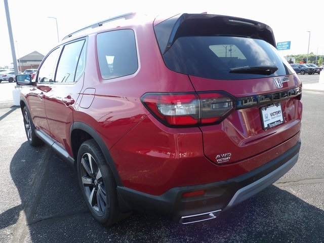 2025 Honda Pilot Touring photo 4
