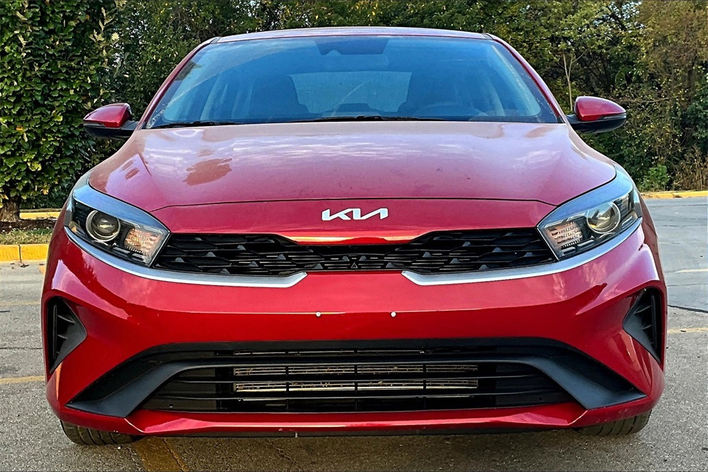 Used 2023 Kia Forte LXS with VIN 3KPF24AD9PE560162 for sale in Kansas City