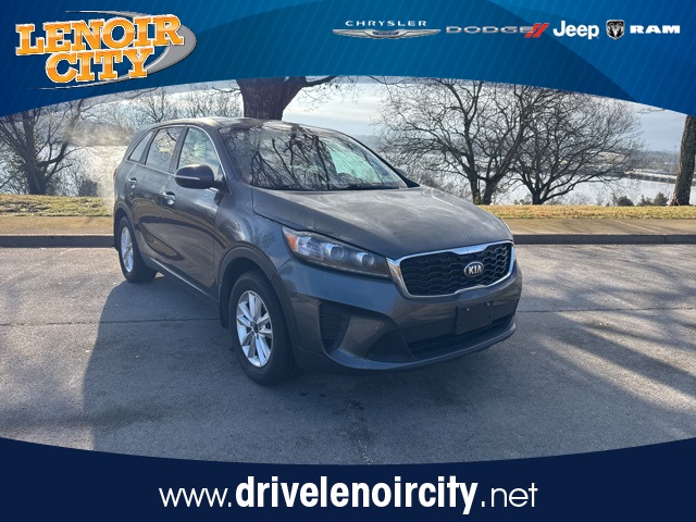 2020 Kia Sorento LX's photo