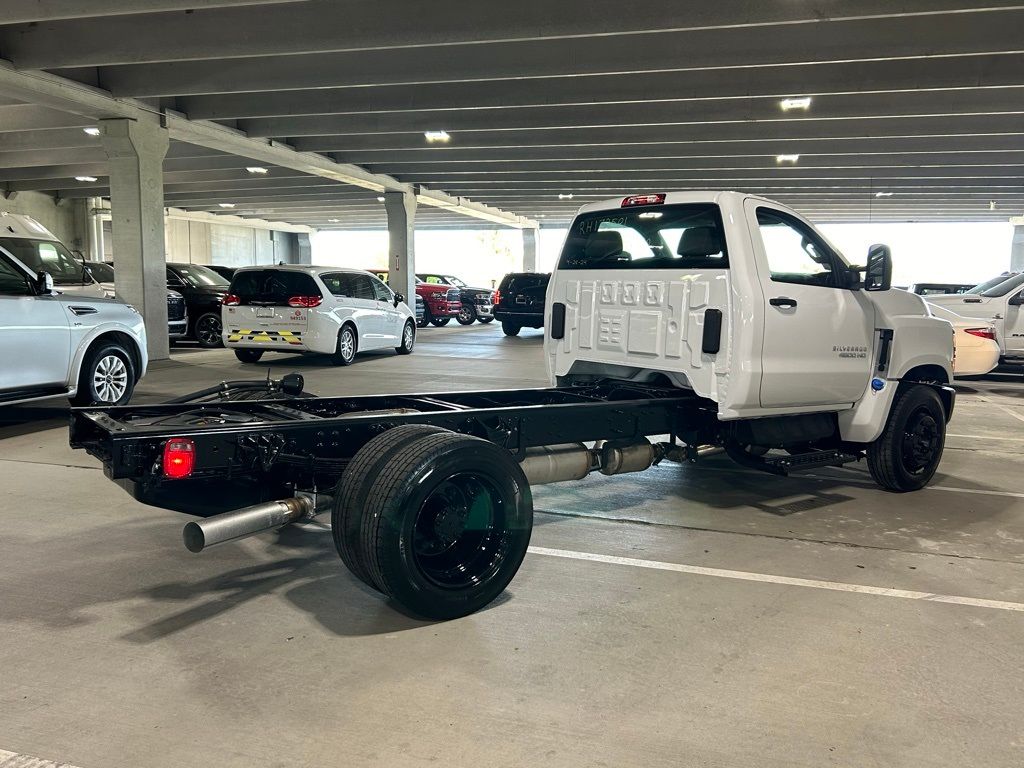2024 Chevrolet Silverado Work Truck photo 4