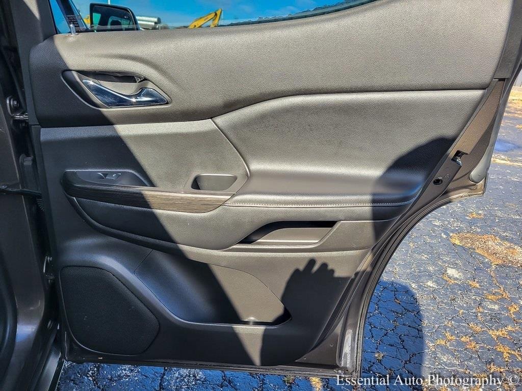 2019 GMC ACADIA - Image 22