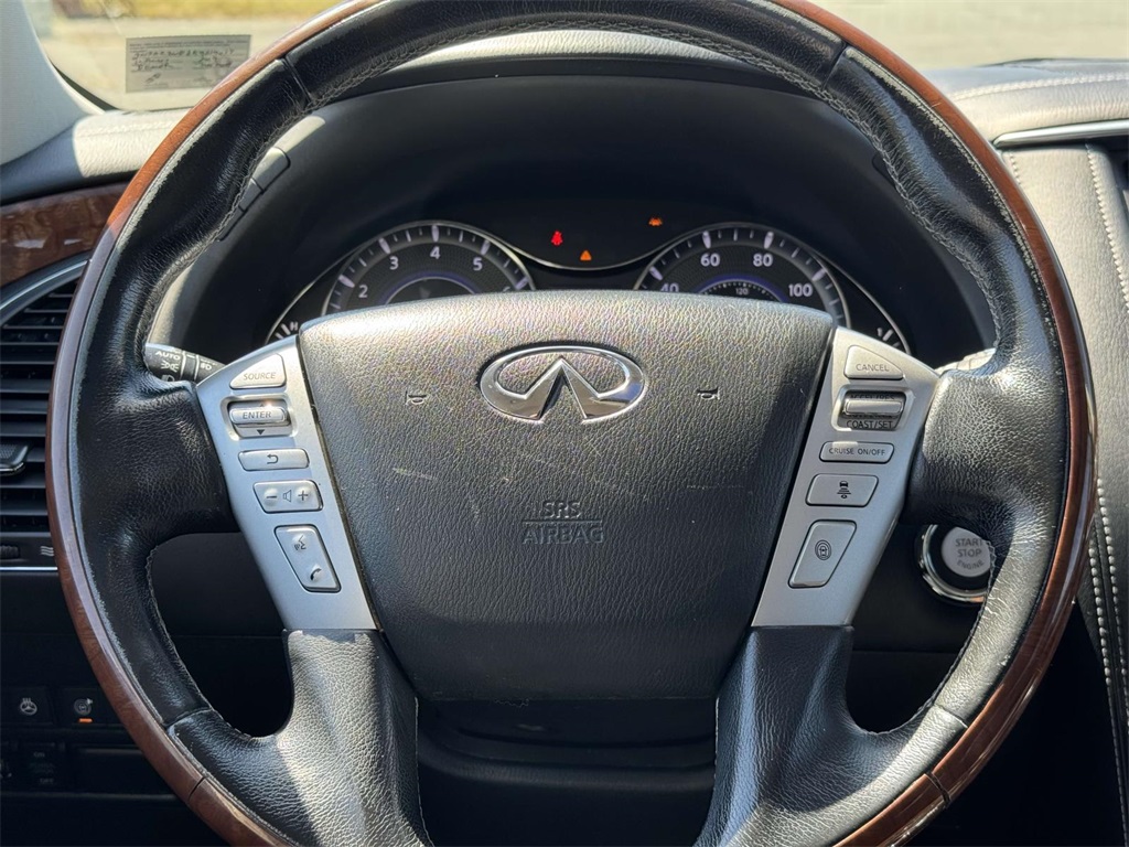 2019 Infiniti QX80 Luxe photo 17