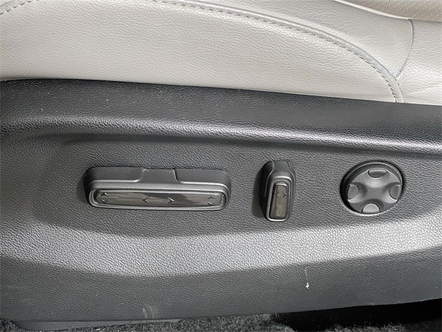 2020 Honda CR-V EX-L photo 6