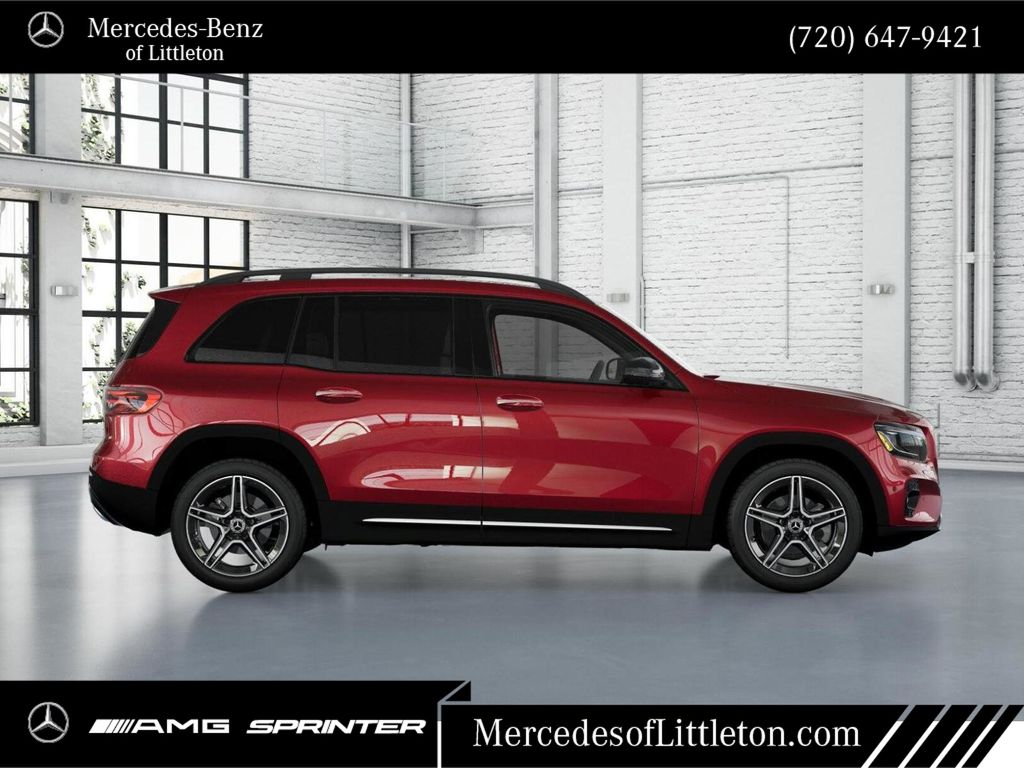 2026 Mercedes Benz GLB 250 4MATIC photo 2