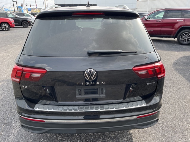 2023 Volkswagen Tiguan SE photo 5