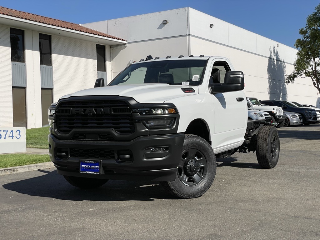 2025 RAM Ram 3500 Chassis Cab Tradesman's photo