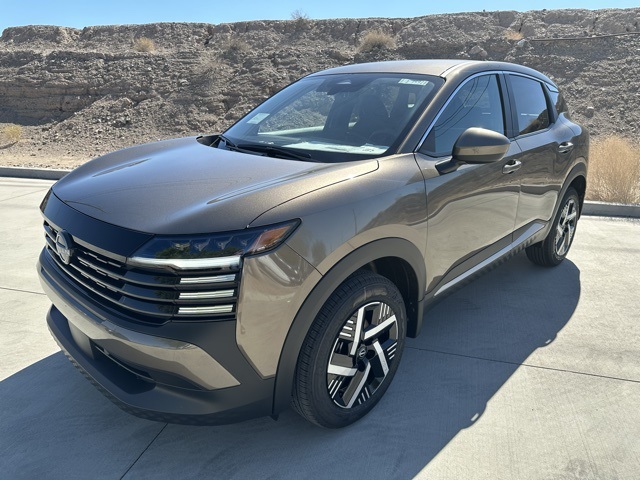 2025 Nissan Kicks SV's photo