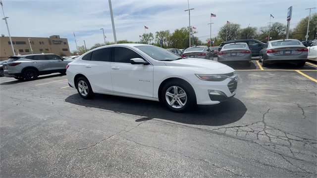 2025 CHEVROLET MALIBU - Image 2