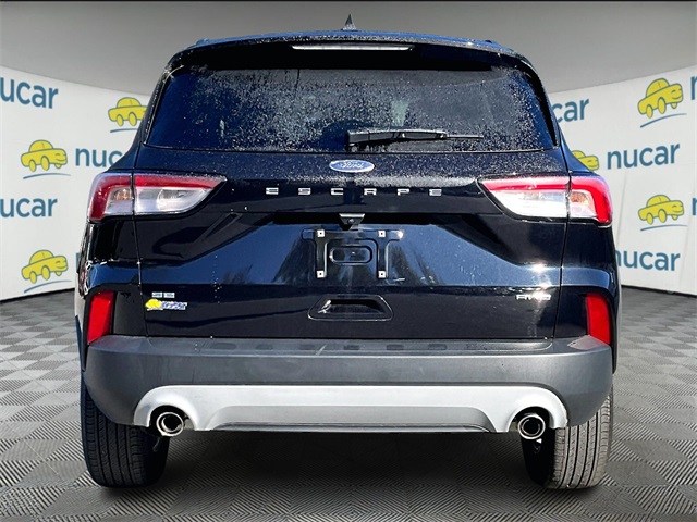2022 Ford Escape SE photo 4