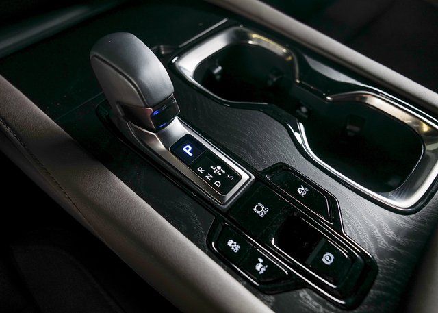2024 Lexus RX 350h Luxury photo 20