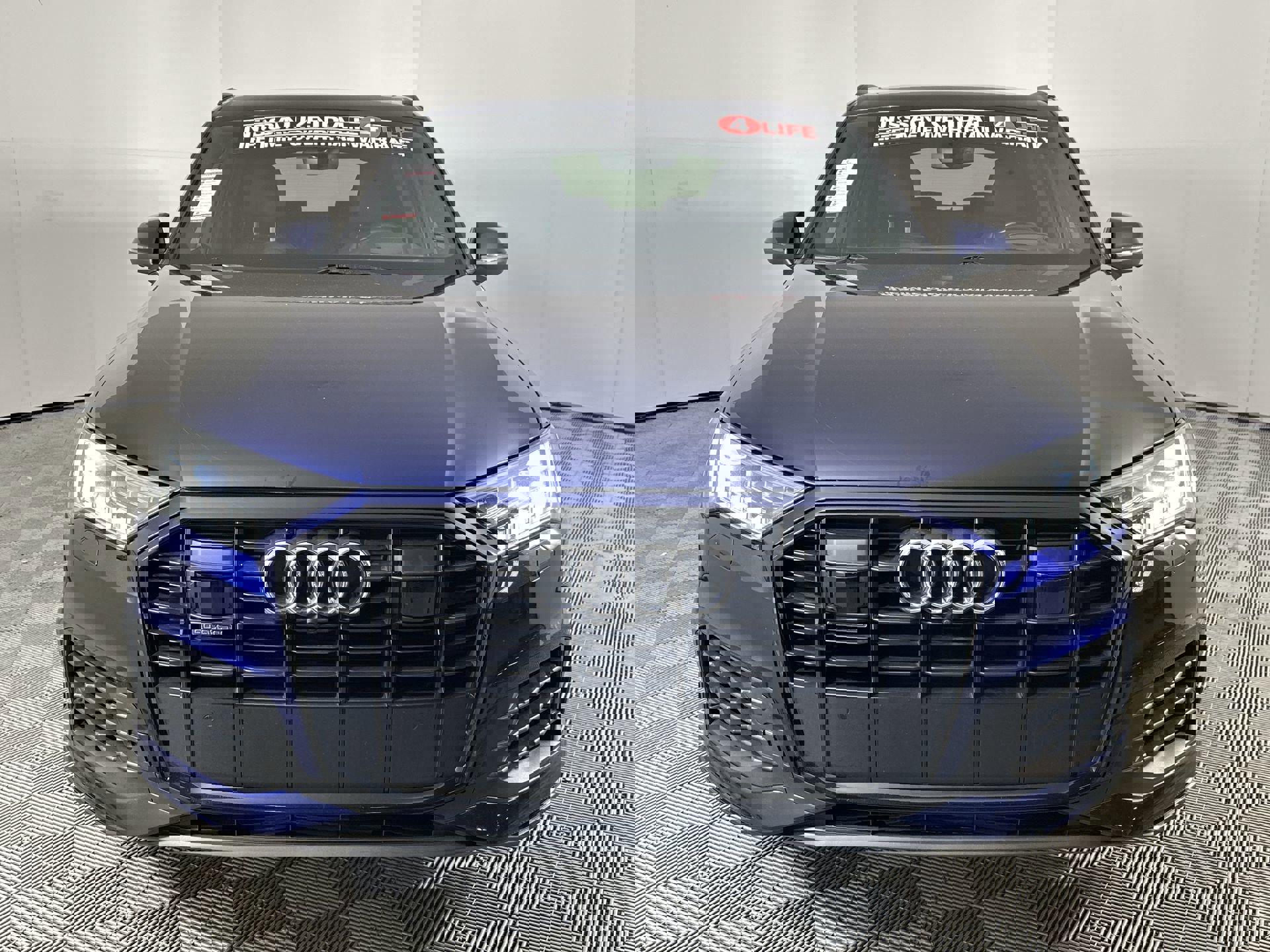 2020 Audi Q7 Prestige photo 2