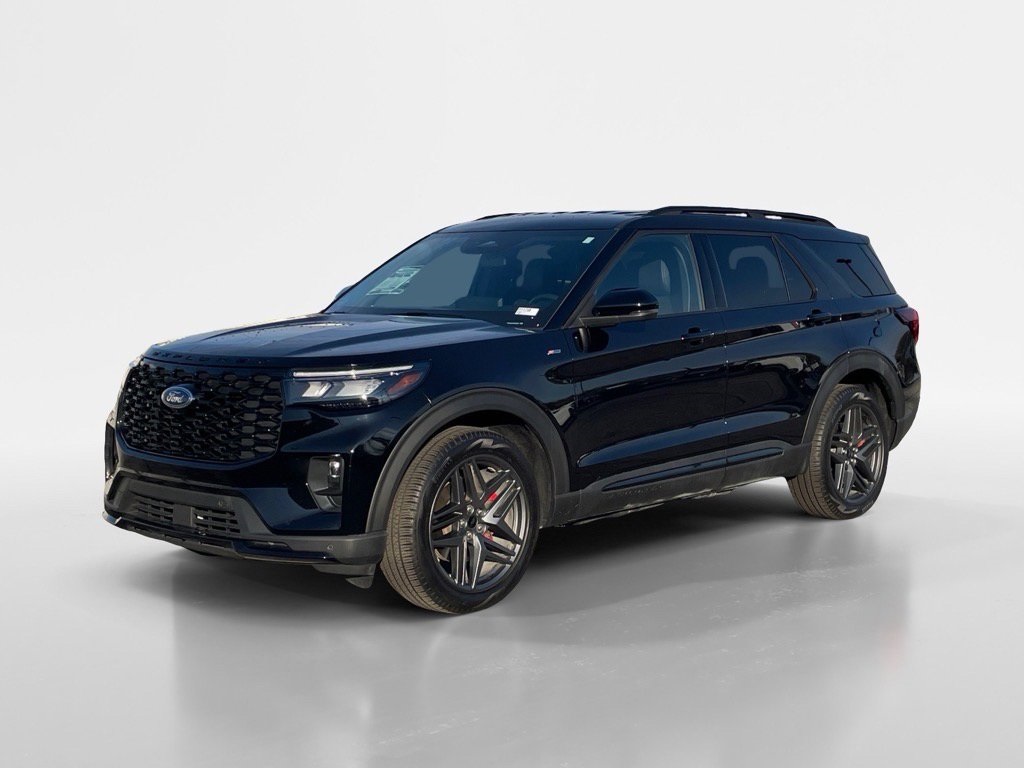 2025 Ford Explorer ST-LINE's photo