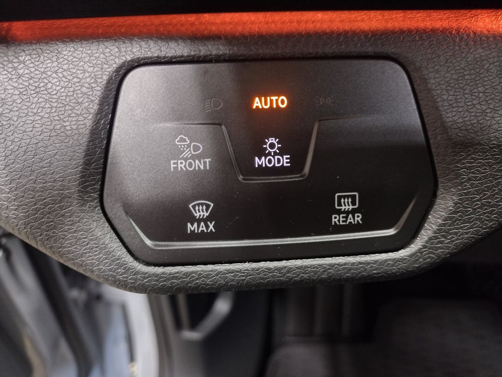 2021 Volkswagen ID.4 Pro S photo 22