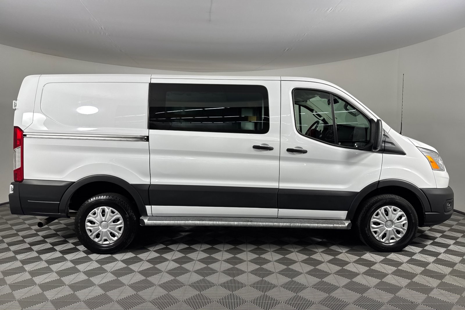 2021 Ford Transit Cargo Van photo 2