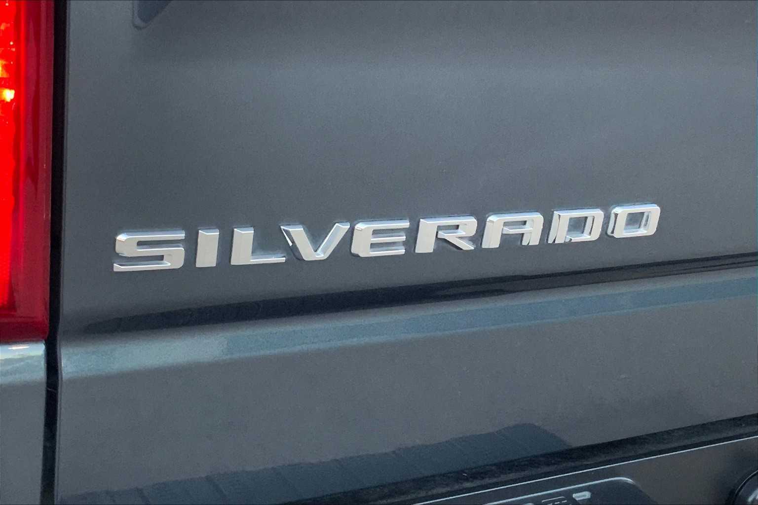 2020 Chevrolet Silverado 1500 LT photo 9