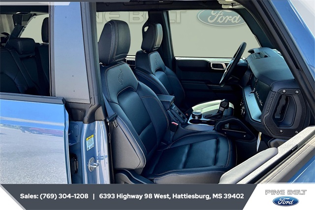 2025 Ford Bronco Badlands photo 4