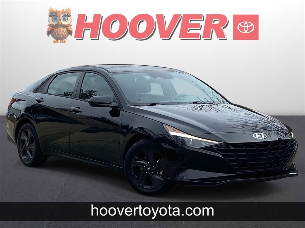 2023 Hyundai Elantra SEL's photo