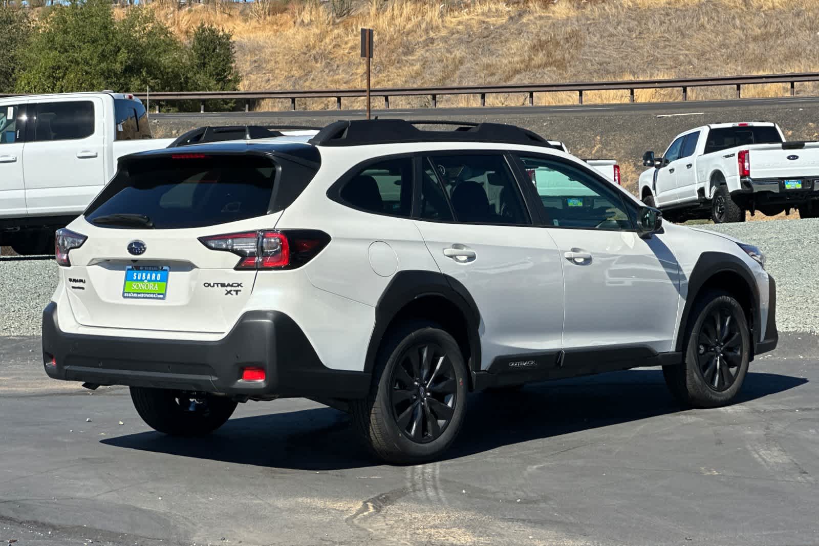 2025 Subaru Outback Onyx Edition XT photo 4