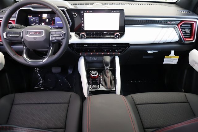 2024 Gmc Canyon AT4X photo 13