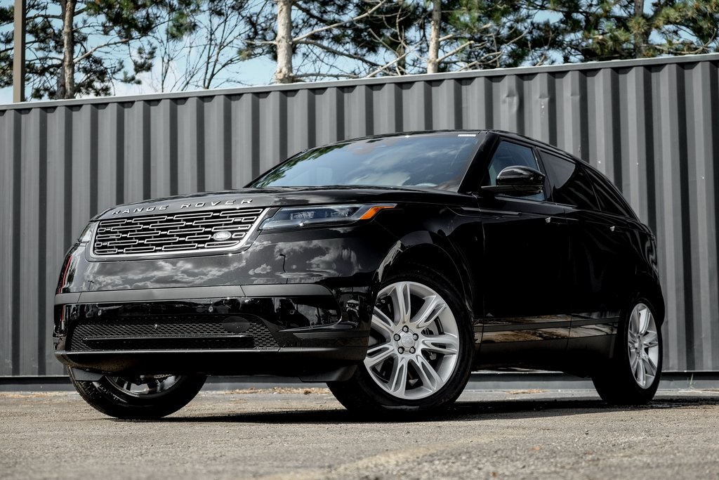 2026 Land Rover Range Rover Velar S's photo