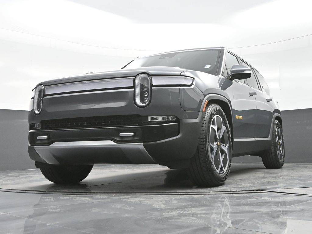 2023 Rivian R1S Adventure photo 9