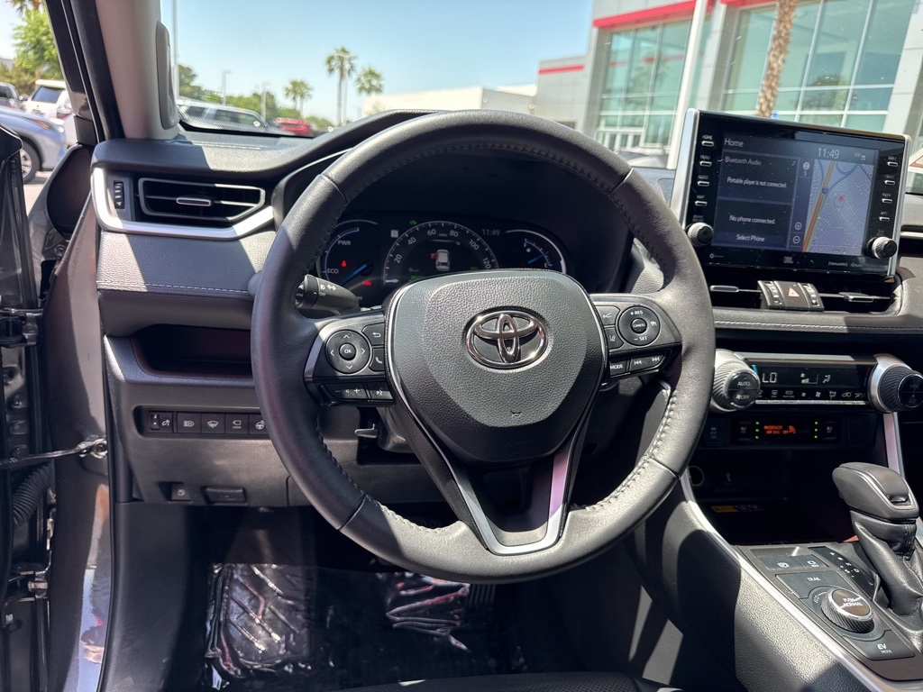 2022 Toyota RAV4 Hybrid Limited photo 10
