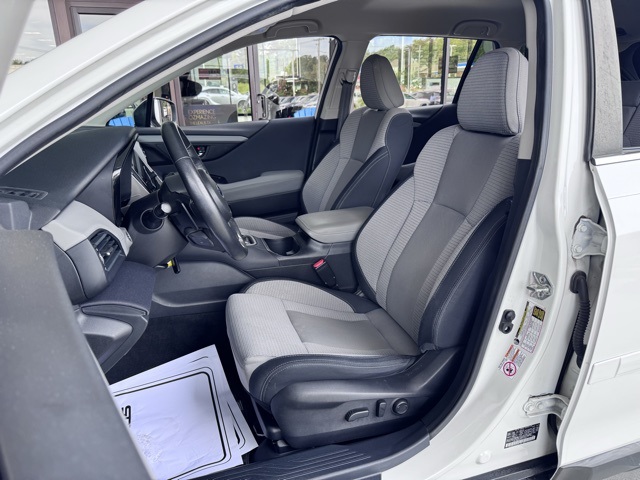 2020 Subaru Outback Premium photo 11