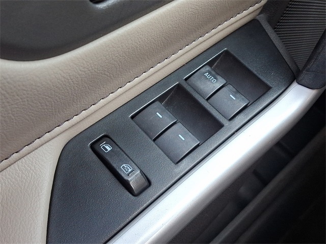 2014 Ford Edge SE photo 25