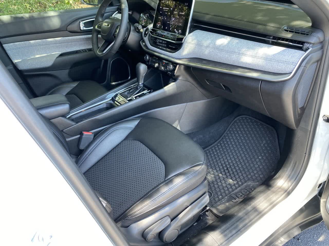 2024 Jeep Compass Latitude photo 10