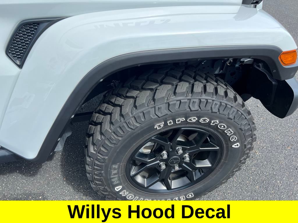 2024 Jeep Gladiator Willys photo 30